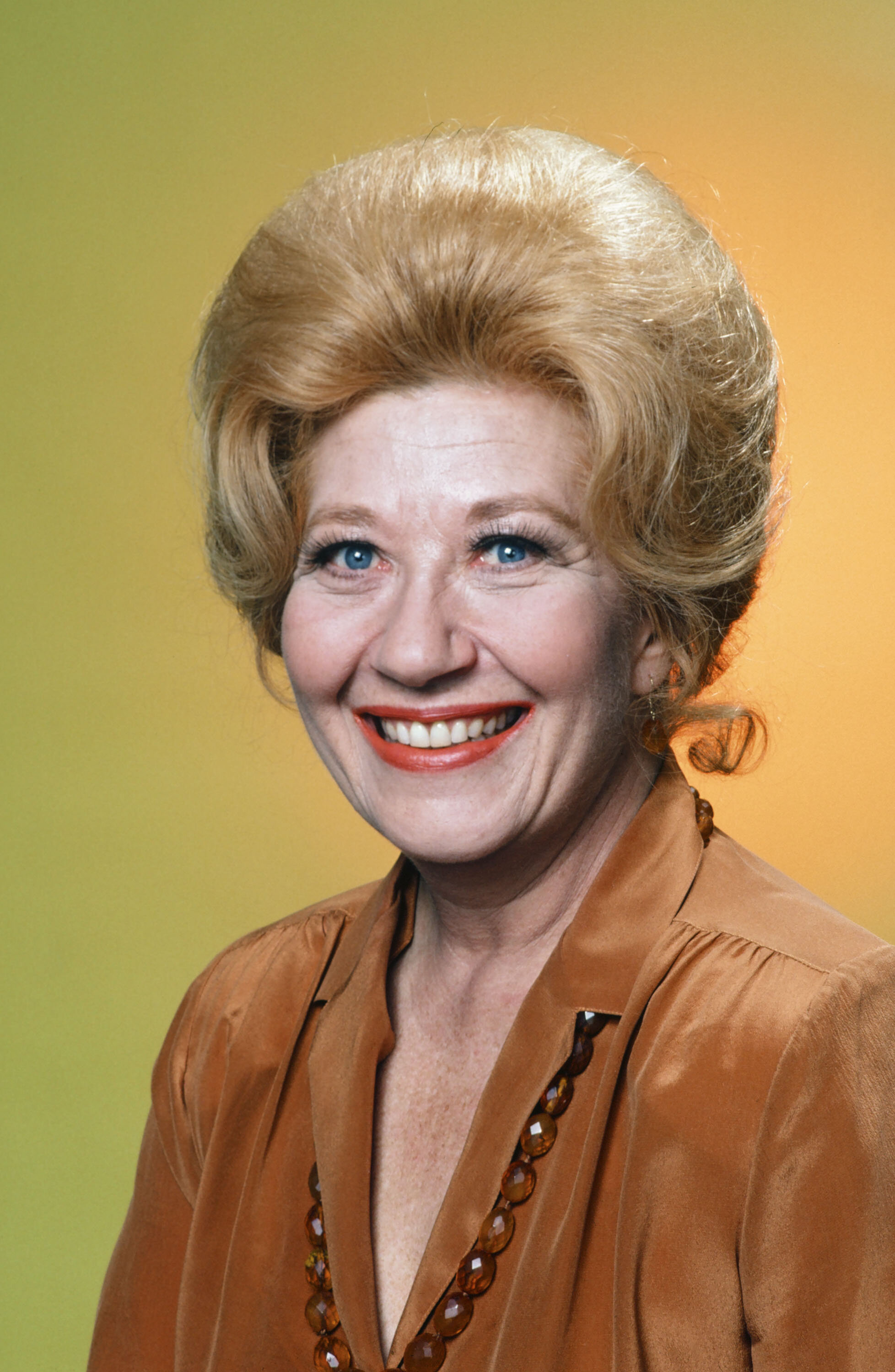 Charlotte Rae photo
