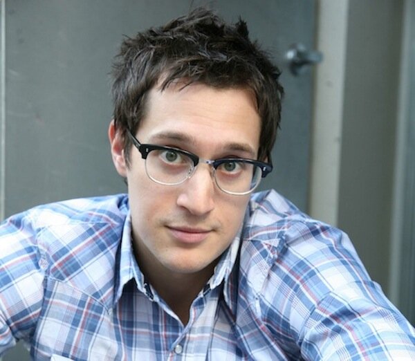 Dan Levy photo