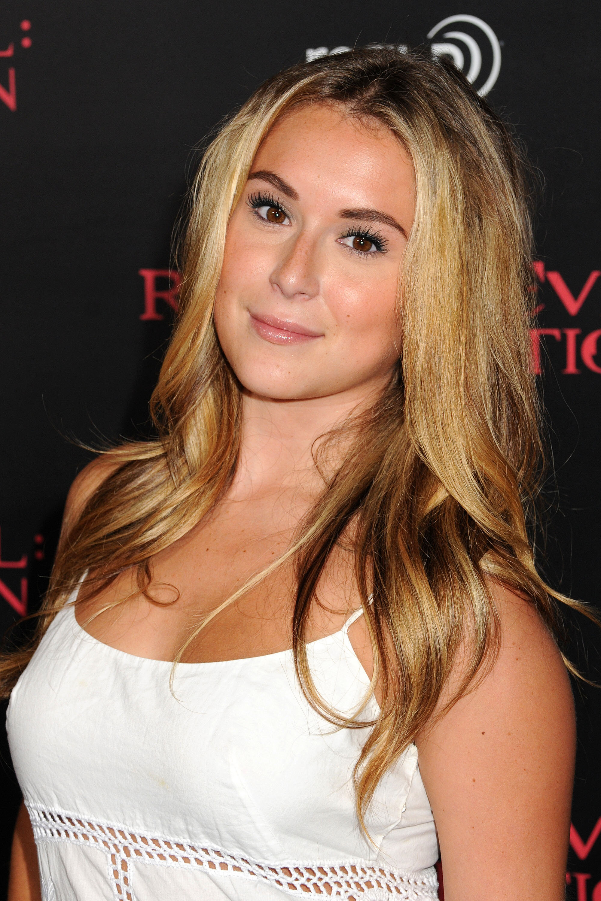 Alexa PenaVega photo