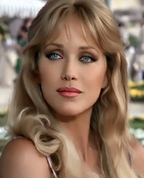 Tanya Roberts photo